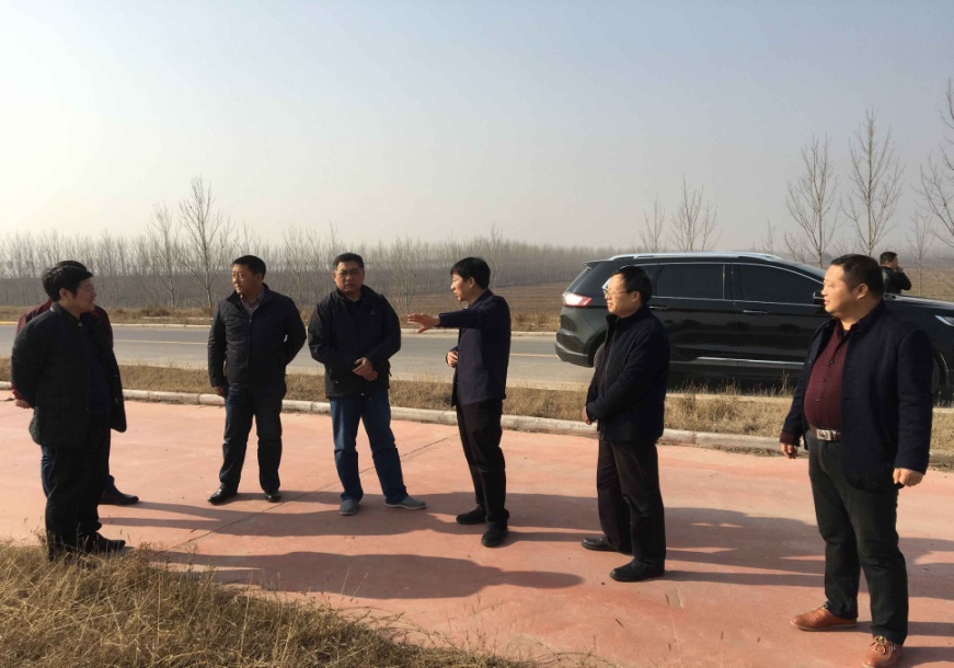 省果業集團總經理高建國一行到省農墾集團考察合作項目